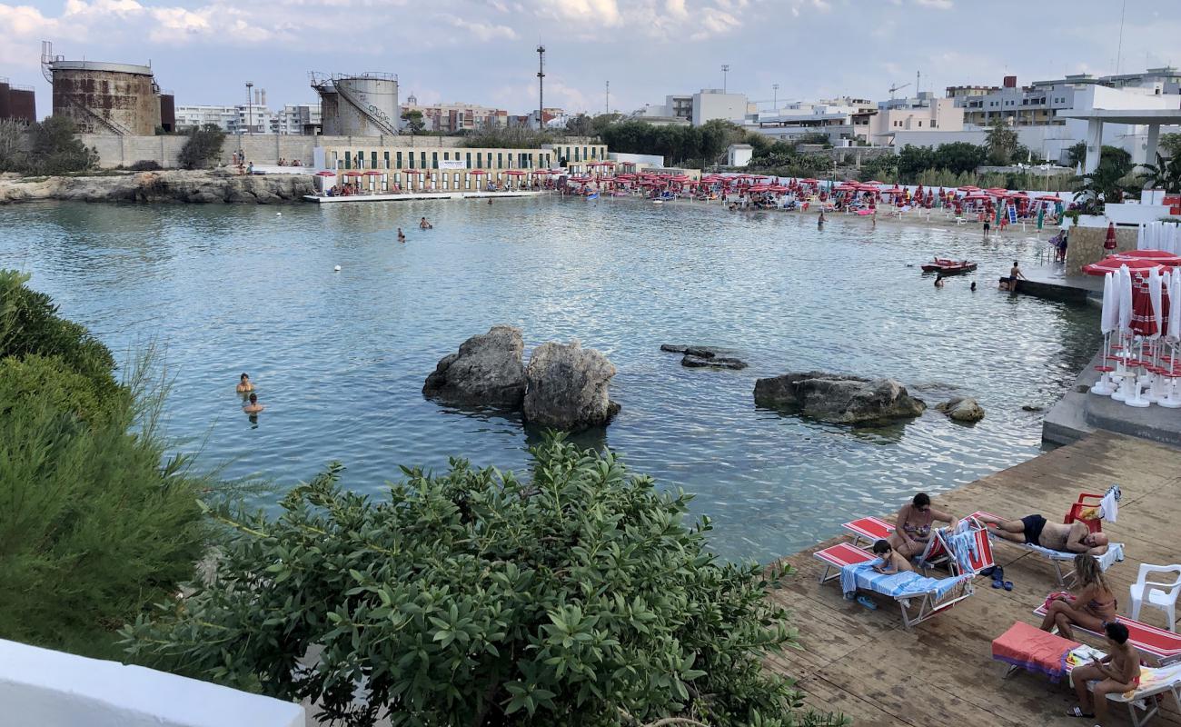 Lido Pantano'in fotoğrafı parlak kum yüzey ile