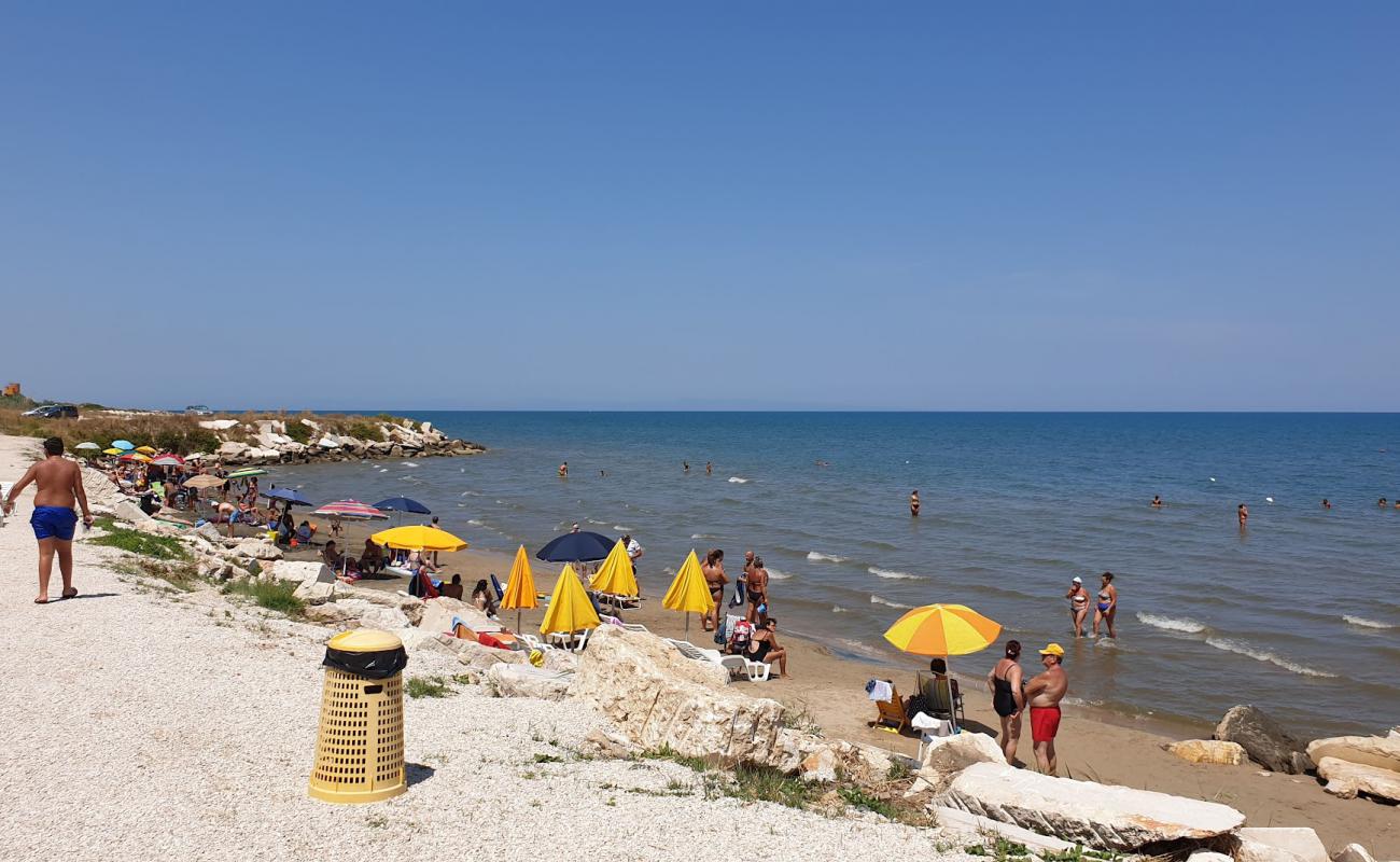 Spiaggio San Marco Sud'in fotoğrafı açık bej kum yüzey ile