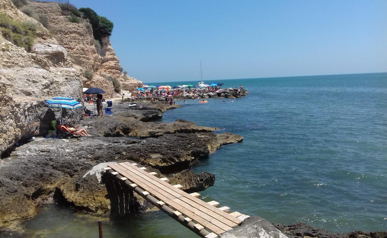 Spiaggia Grotte dell'Acqua Azzurra'in fotoğrafı rocky shore yüzey ile