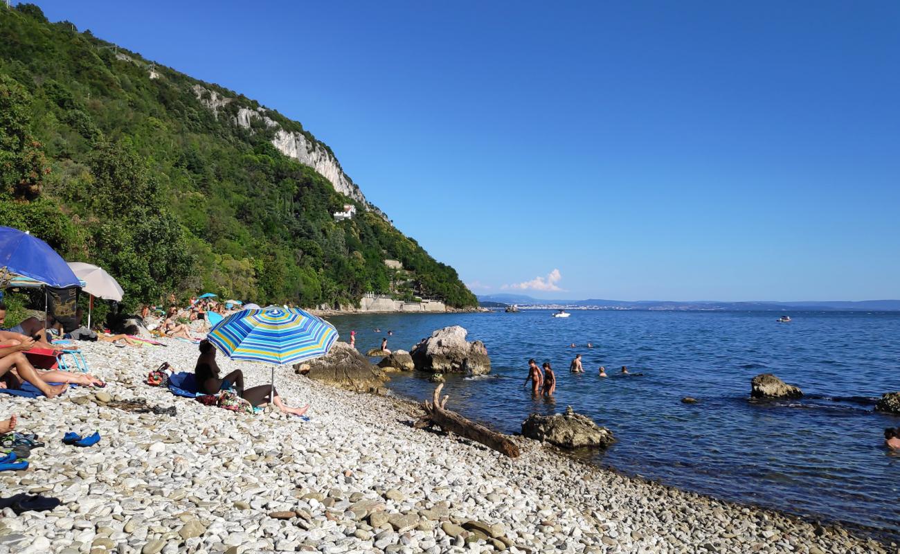 Liburnia Beach'in fotoğrafı kayalık arazi yüzey ile