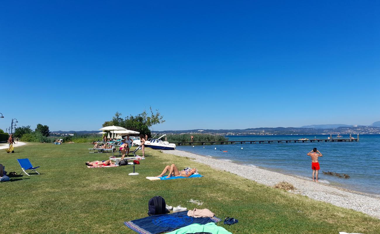 Brema Beach'in fotoğrafı çim yüzey ile
