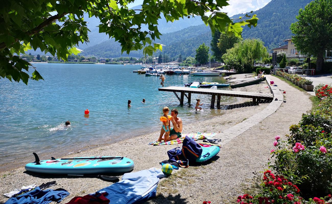 Penisola Verde Beach'in fotoğrafı küçük gri çakıllar yüzey ile