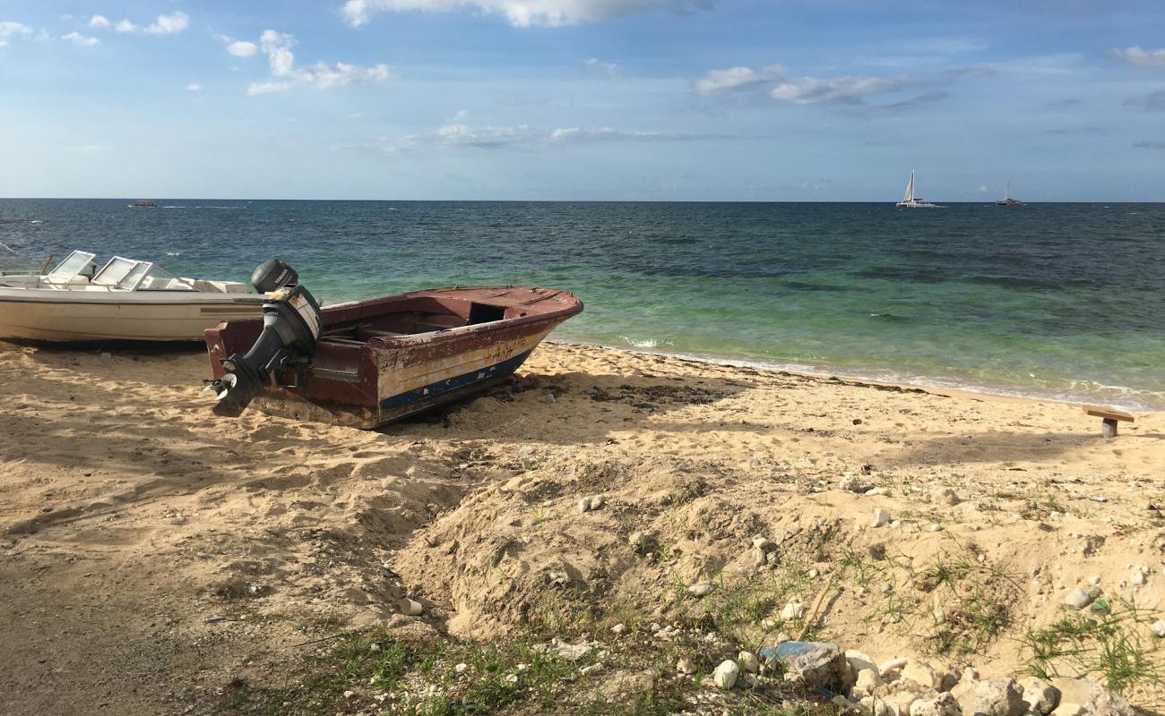 Road Mary's Bay'in fotoğrafı açık bej kum yüzey ile