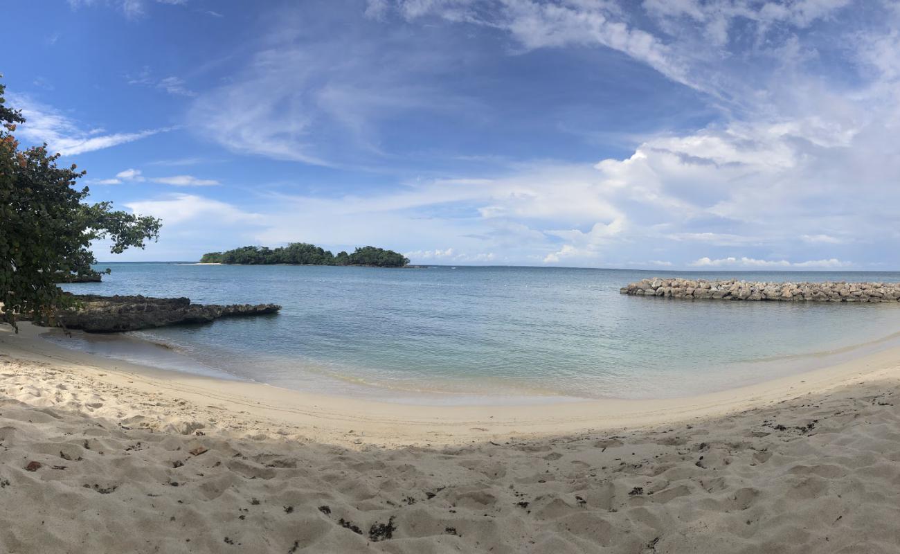 Orange Bay'in fotoğrafı açık bej kum yüzey ile