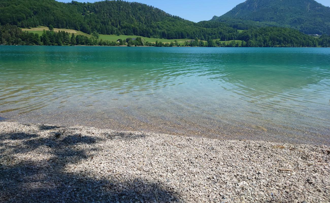 Badeplatz Stollinger'in fotoğrafı gri çakıl taşı yüzey ile