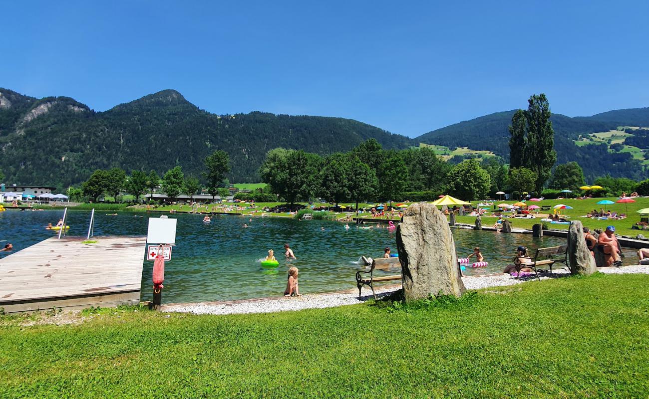 Naturbadesee'in fotoğrafı çim yüzey ile