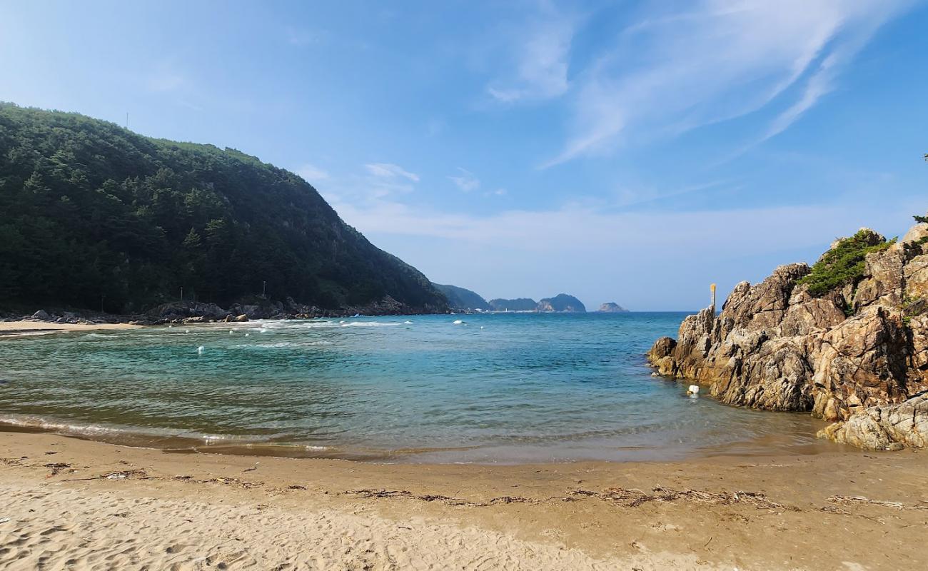 Bunam Beach'in fotoğrafı açık bej kum yüzey ile