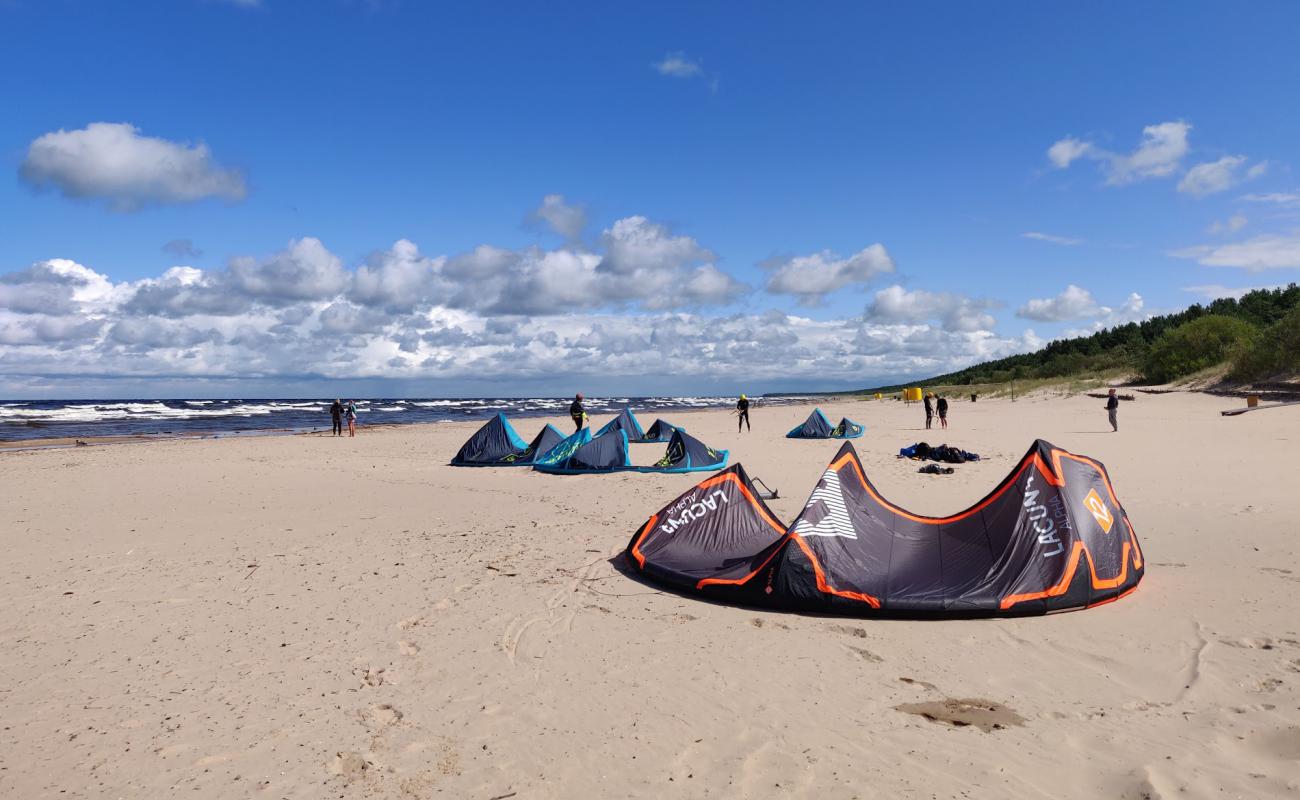 Garciems beach'in fotoğrafı açık bej kum yüzey ile