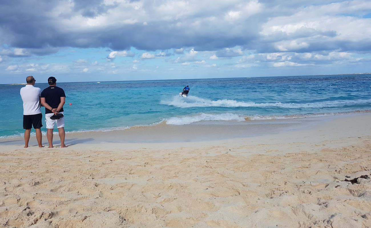 Smugglers beach'in fotoğrafı i̇nce bej kum yüzey ile