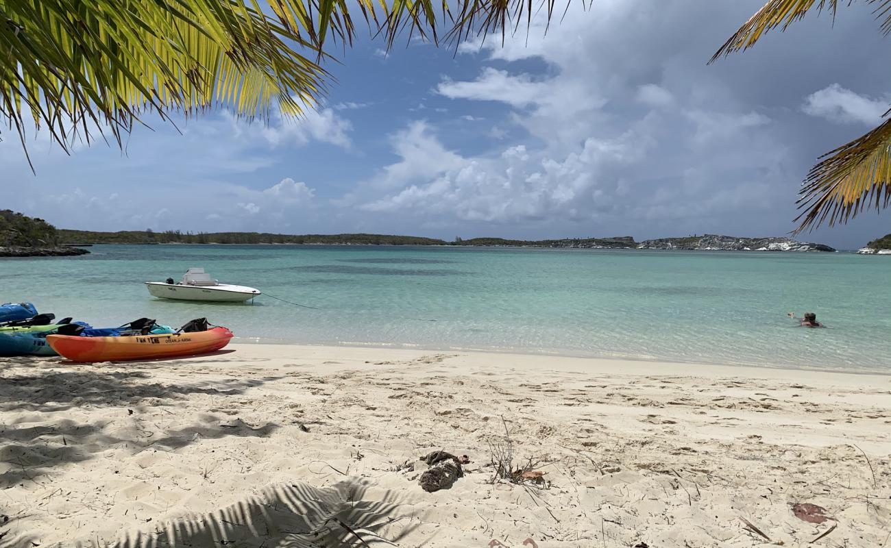 Stingray beach'in fotoğrafı i̇nce beyaz kum yüzey ile
