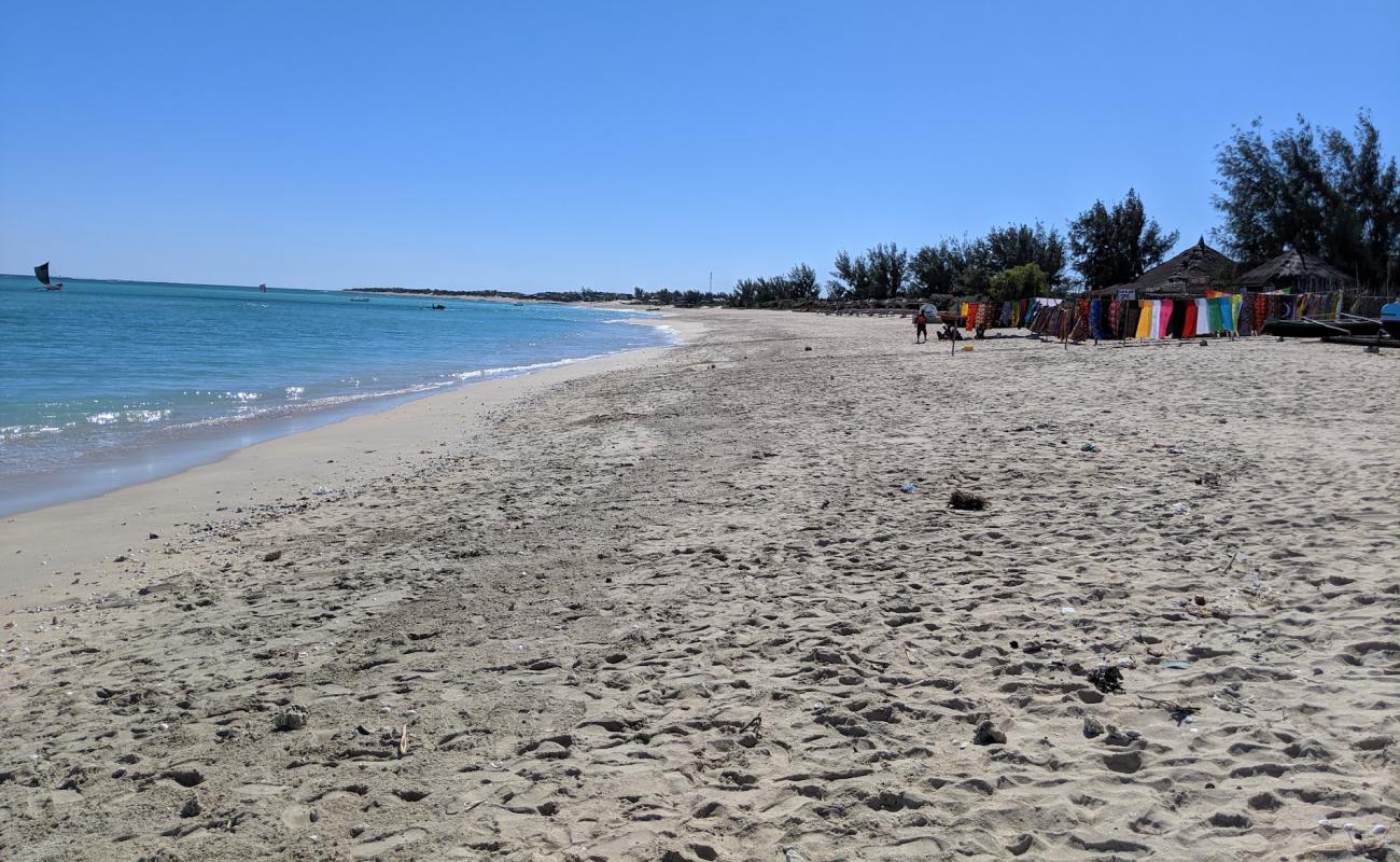 Anakao Bay'in fotoğrafı açık bej kum yüzey ile