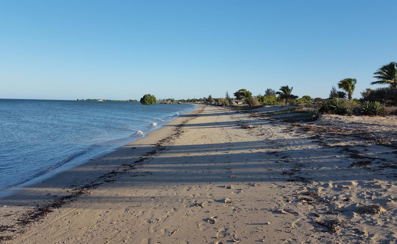 Ankilibe Beach'in fotoğrafı açık bej kum yüzey ile