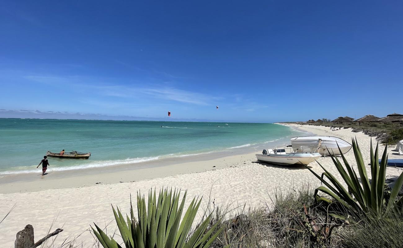 Tsiandamba Beach'in fotoğrafı parlak kum yüzey ile