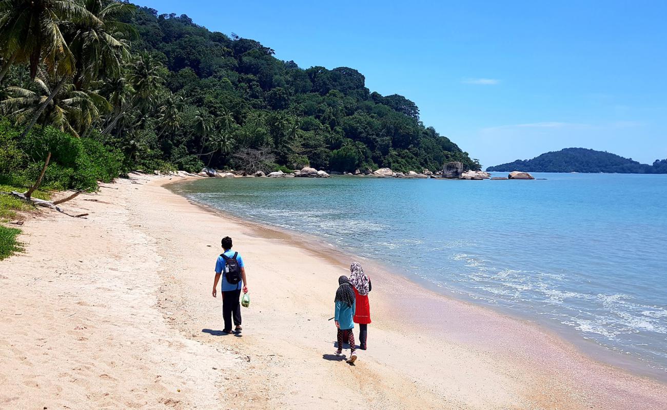 Esen Beach'in fotoğrafı açık bej kum yüzey ile