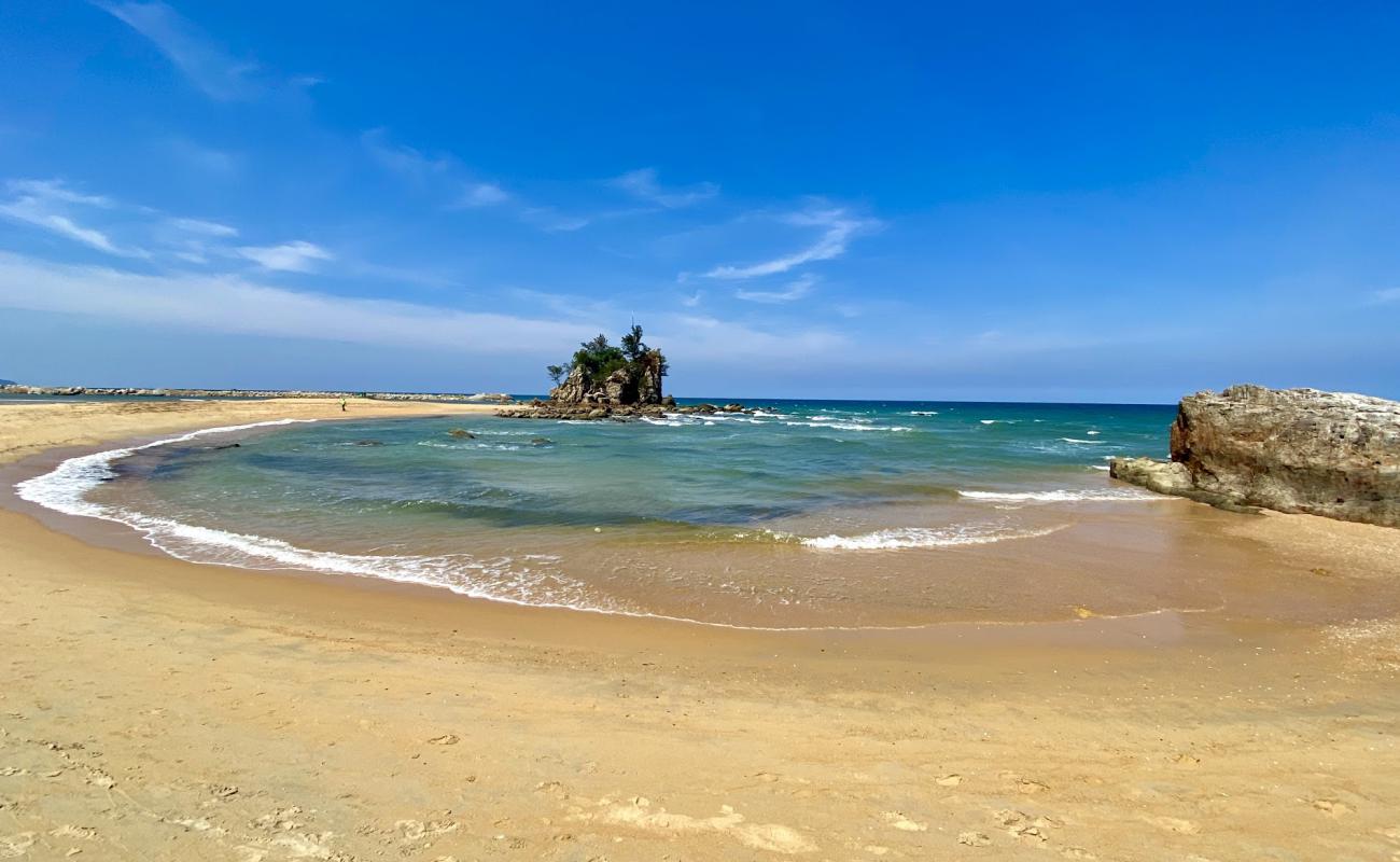 Kemasik Beach'in fotoğrafı parlak kum yüzey ile