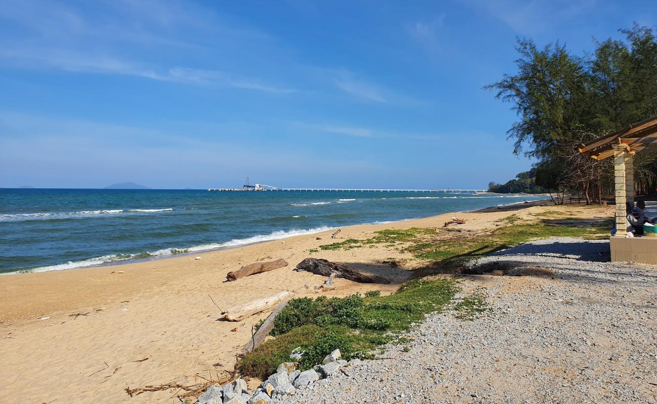 Bari Beach'in fotoğrafı açık bej kum yüzey ile