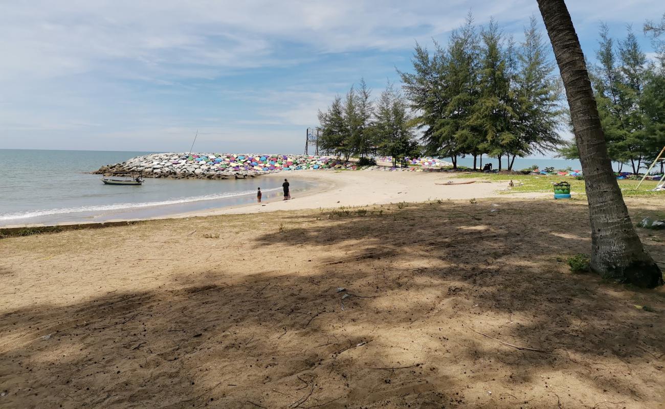 Irama Beach'in fotoğrafı açık bej kum yüzey ile