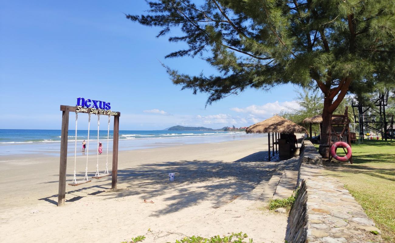 Nexus Resort Beach'in fotoğrafı açık bej kum yüzey ile