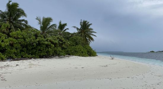 Faathihutta Beach