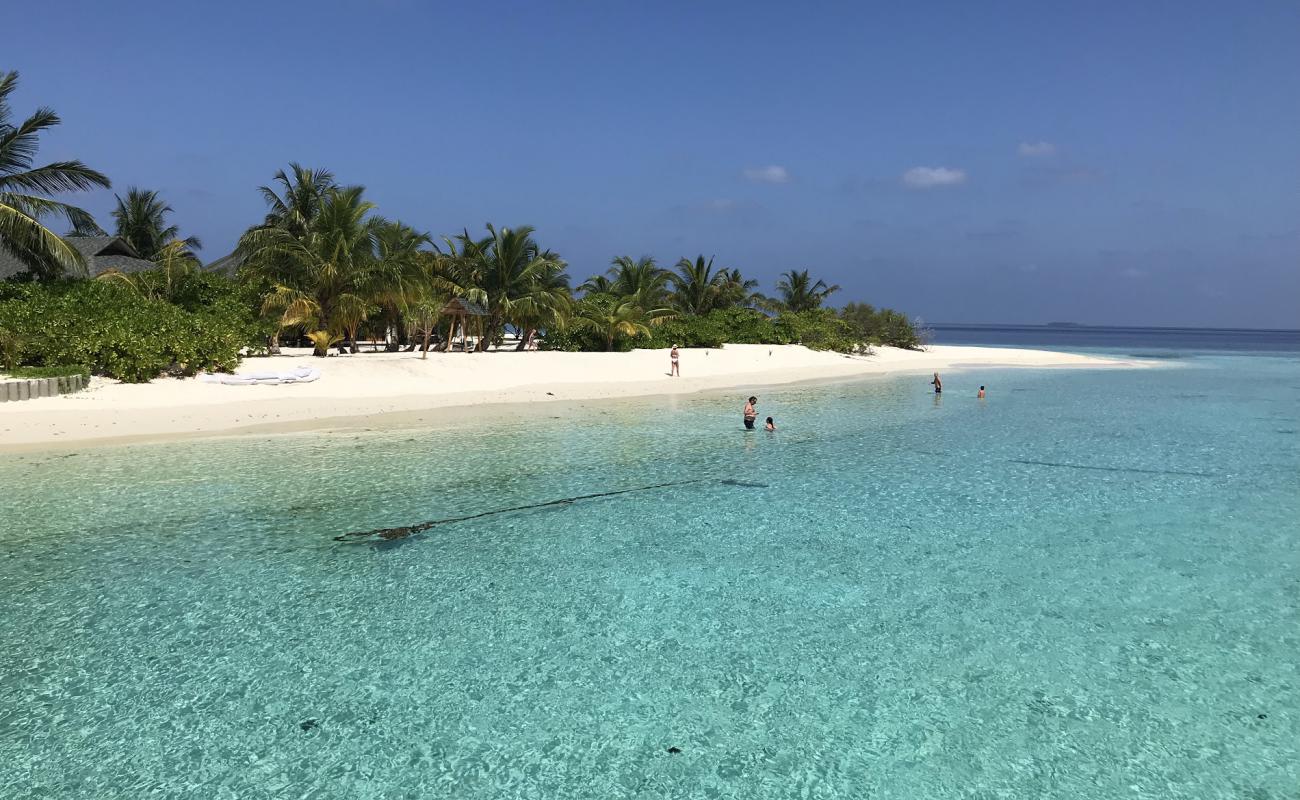 Amari Havodda Beach'in fotoğrafı beyaz ince kum yüzey ile