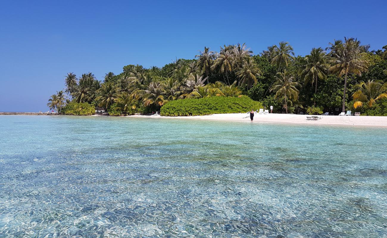 Biyadhoo Island Resort'in fotoğrafı beyaz kum yüzey ile