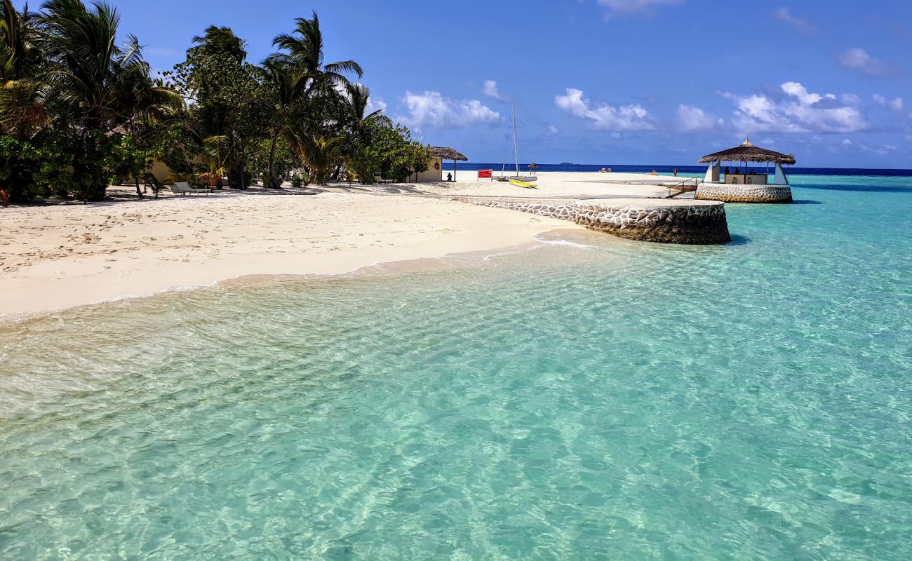 Maayafushi Island Resort'in fotoğrafı beyaz kum yüzey ile