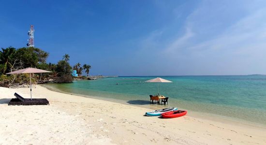 Himandhoo Beach