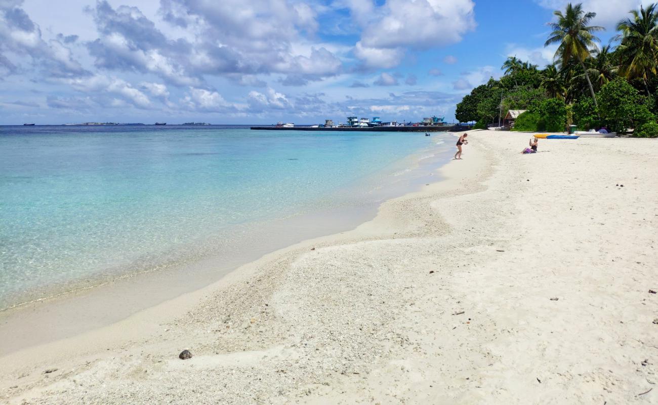 One Love Beach'in fotoğrafı açık bej kum yüzey ile