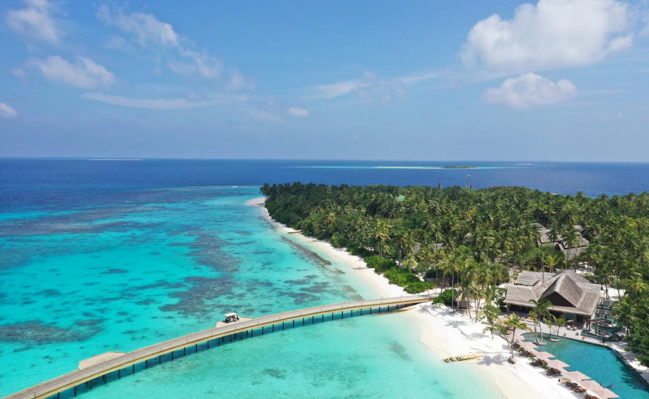 Joali Maldives'in fotoğrafı beyaz kum yüzey ile