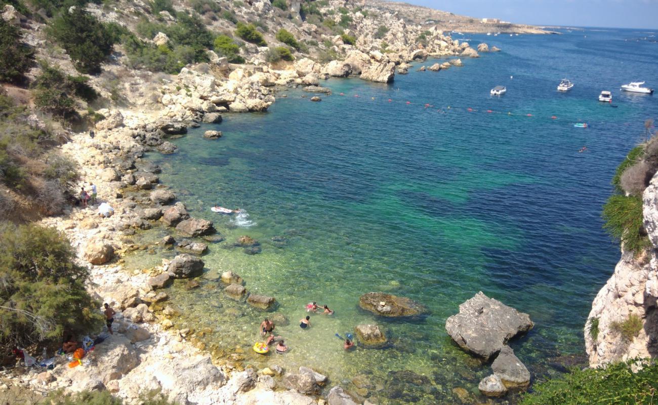 Fekruna Beach'in fotoğrafı kayalık arazi yüzey ile