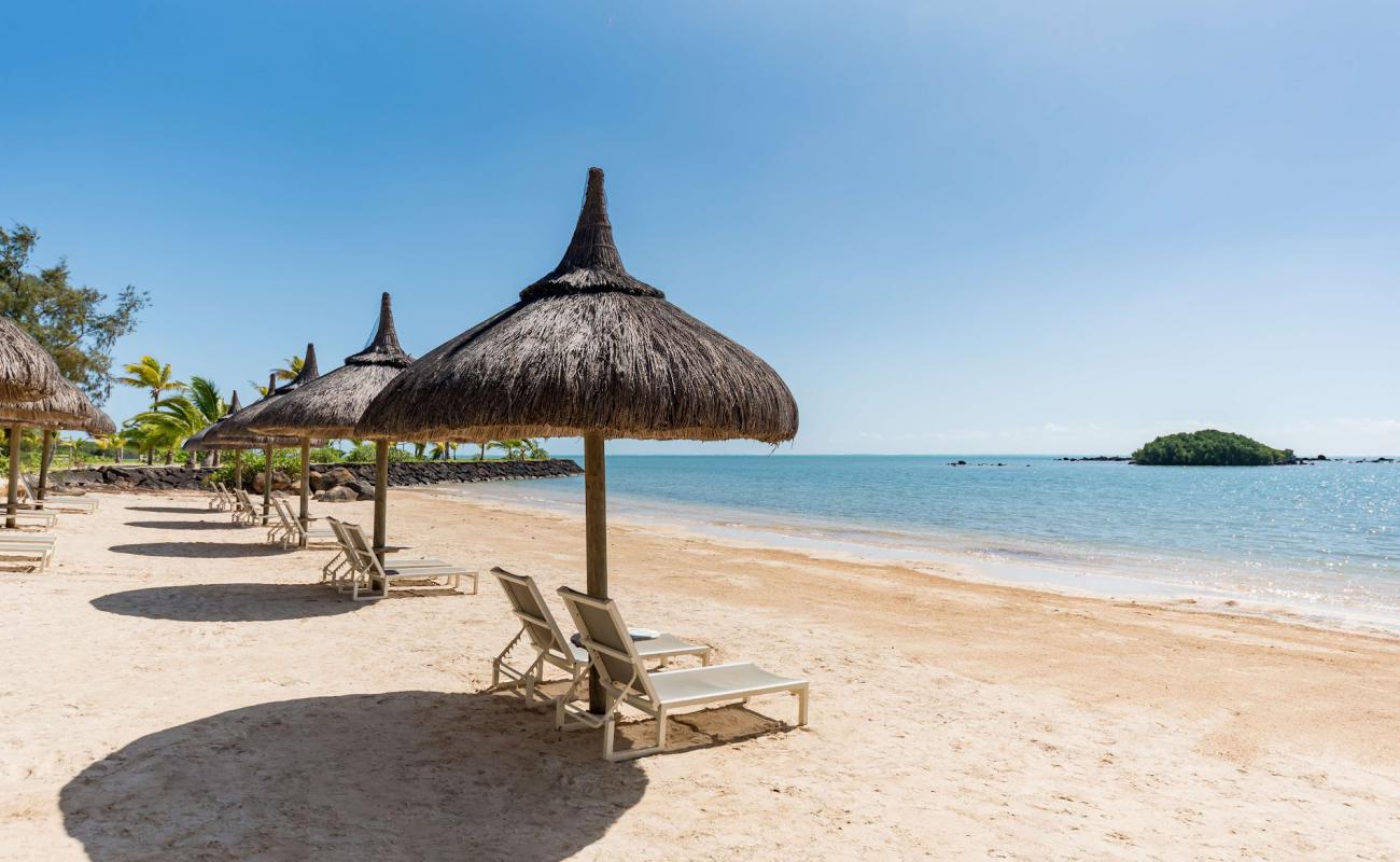 Riviere du Rempart Beach'in fotoğrafı parlak kum yüzey ile