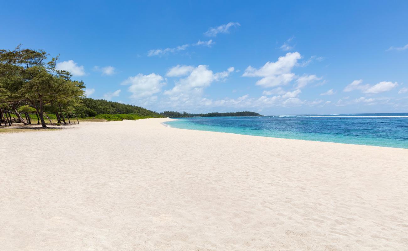 La Cambuse Beach'in fotoğrafı açık bej kum yüzey ile