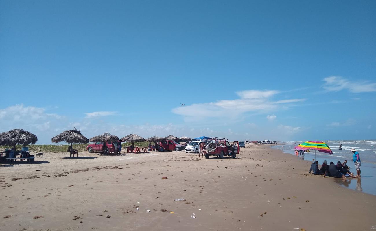 Playa El Mezquital'in fotoğrafı parlak ince kum yüzey ile