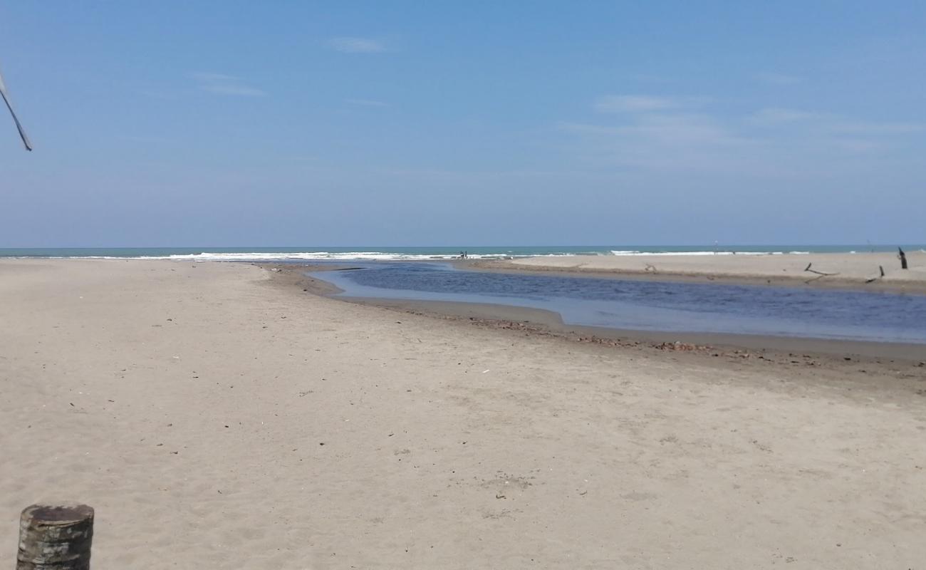 Playa "Paraiso"'in fotoğrafı açık bej kum yüzey ile