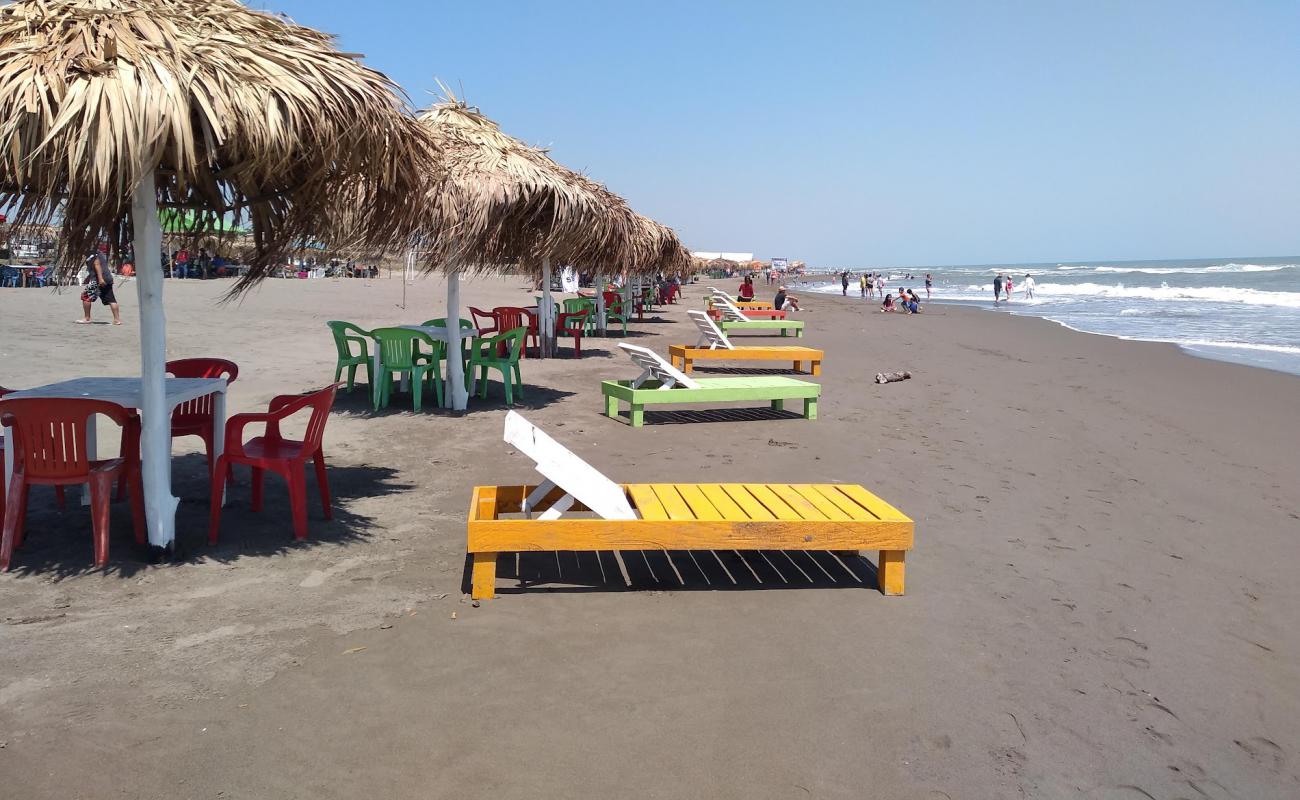 Playa Maracaibo'in fotoğrafı açık bej kum yüzey ile