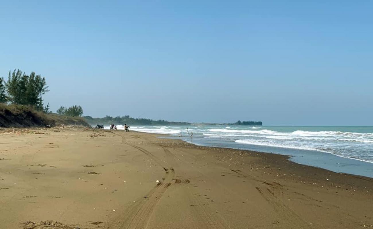 Playa Chalchihuecan'in fotoğrafı açık bej kum yüzey ile