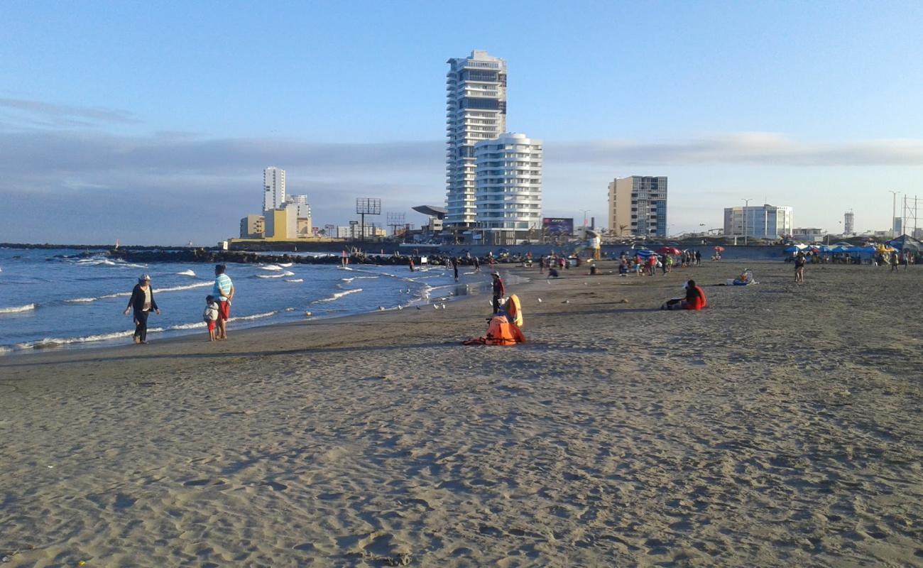 Playa la Bamba'in fotoğrafı açık bej kum yüzey ile