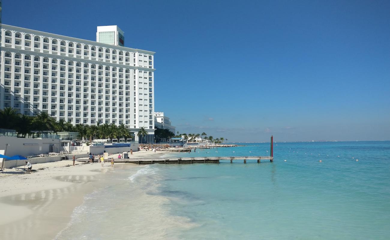 Playa Caracol'in fotoğrafı i̇nce bej kum yüzey ile