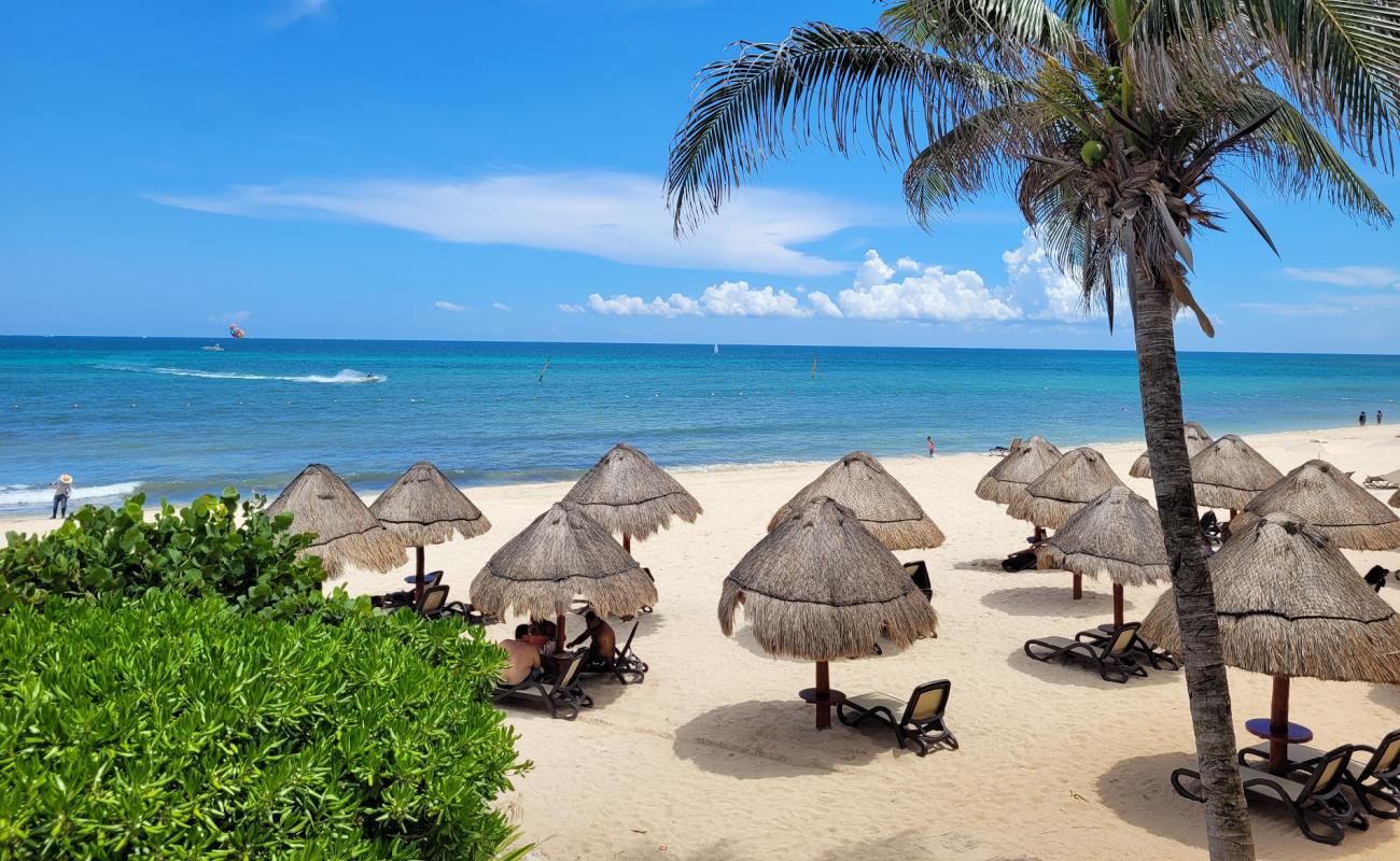 Grand Riviera Cancun'in fotoğrafı i̇nce bej kum yüzey ile