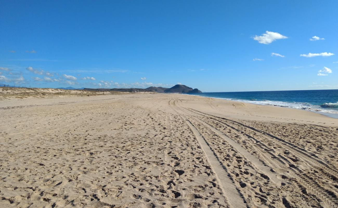 Playa Los Mangos'in fotoğrafı parlak ince kum yüzey ile