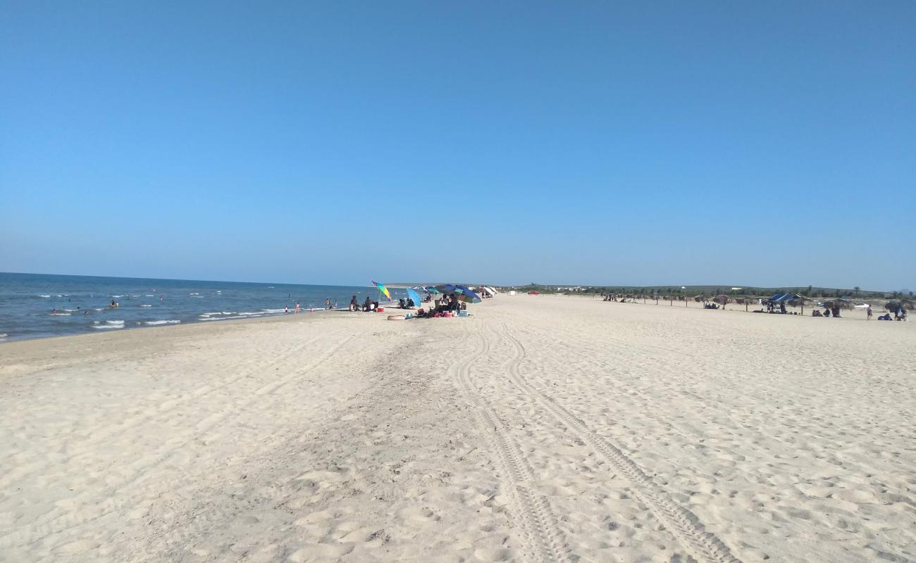 Playa La Ribera'in fotoğrafı açık bej kum yüzey ile