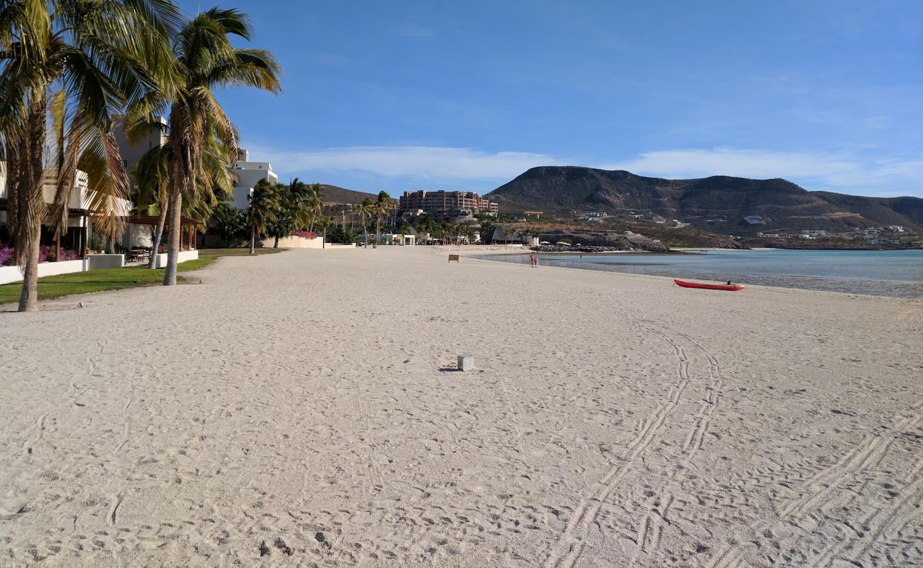 Playa Puerta Cortes'in fotoğrafı i̇nce bej kum yüzey ile