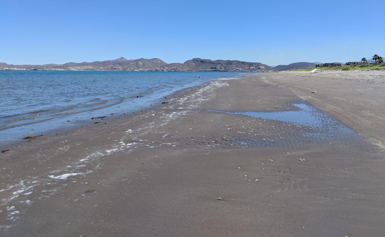 Playa El Mogote'in fotoğrafı açık bej kum yüzey ile