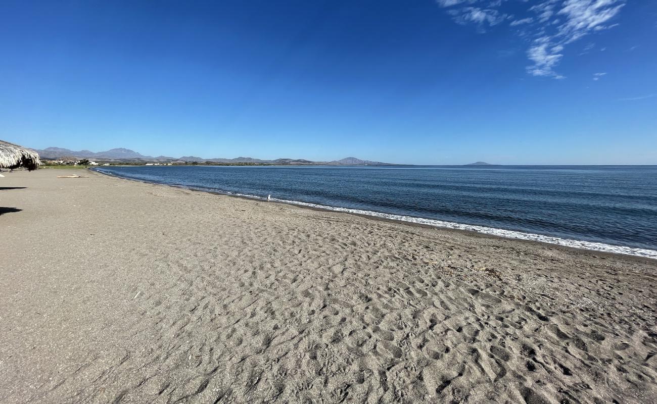 Playa Nopolo'in fotoğrafı gri kum yüzey ile