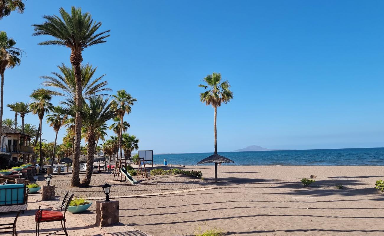 Playa Oasis'in fotoğrafı gri kum yüzey ile