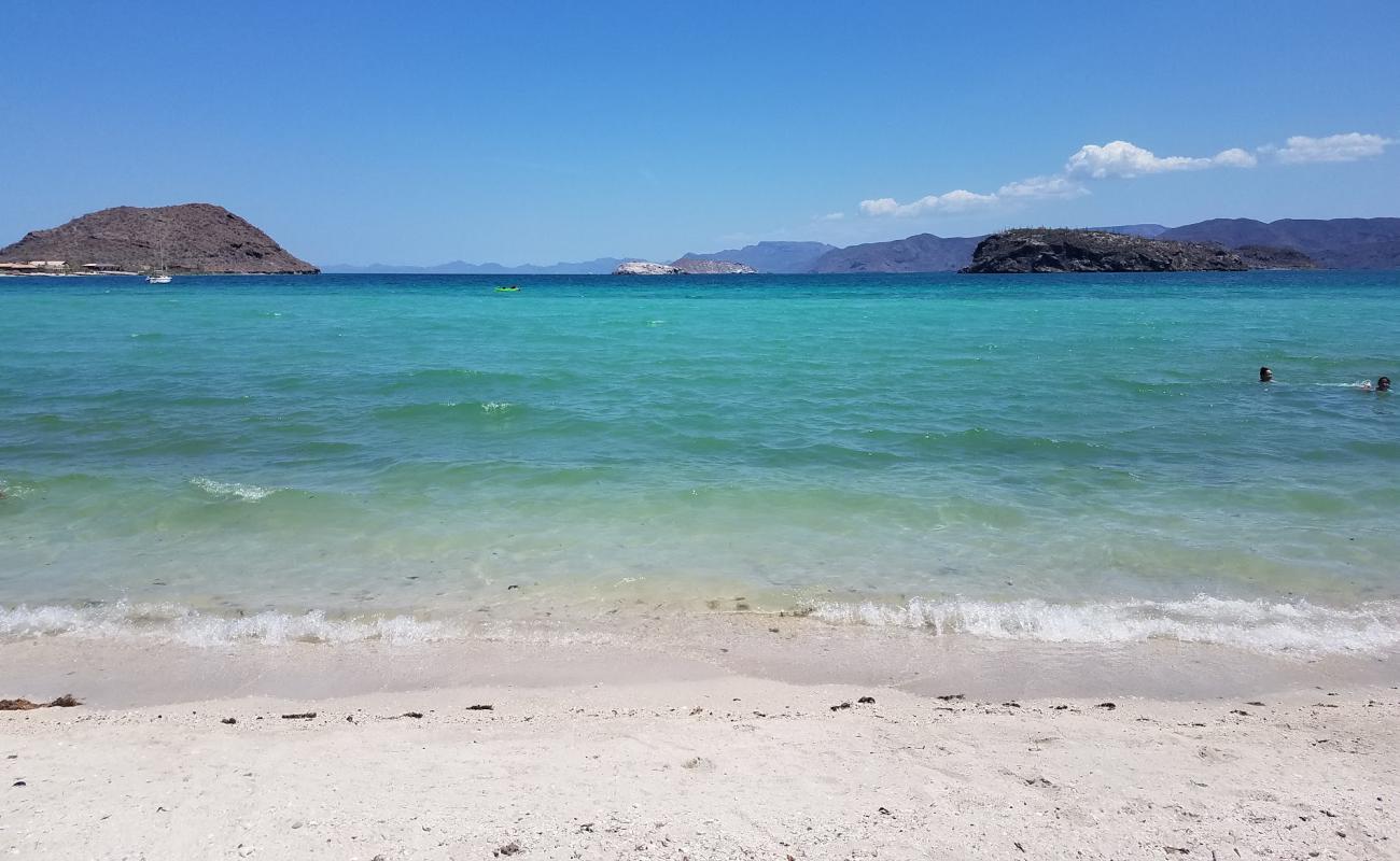 Playa Santispac'in fotoğrafı açık bej kum yüzey ile