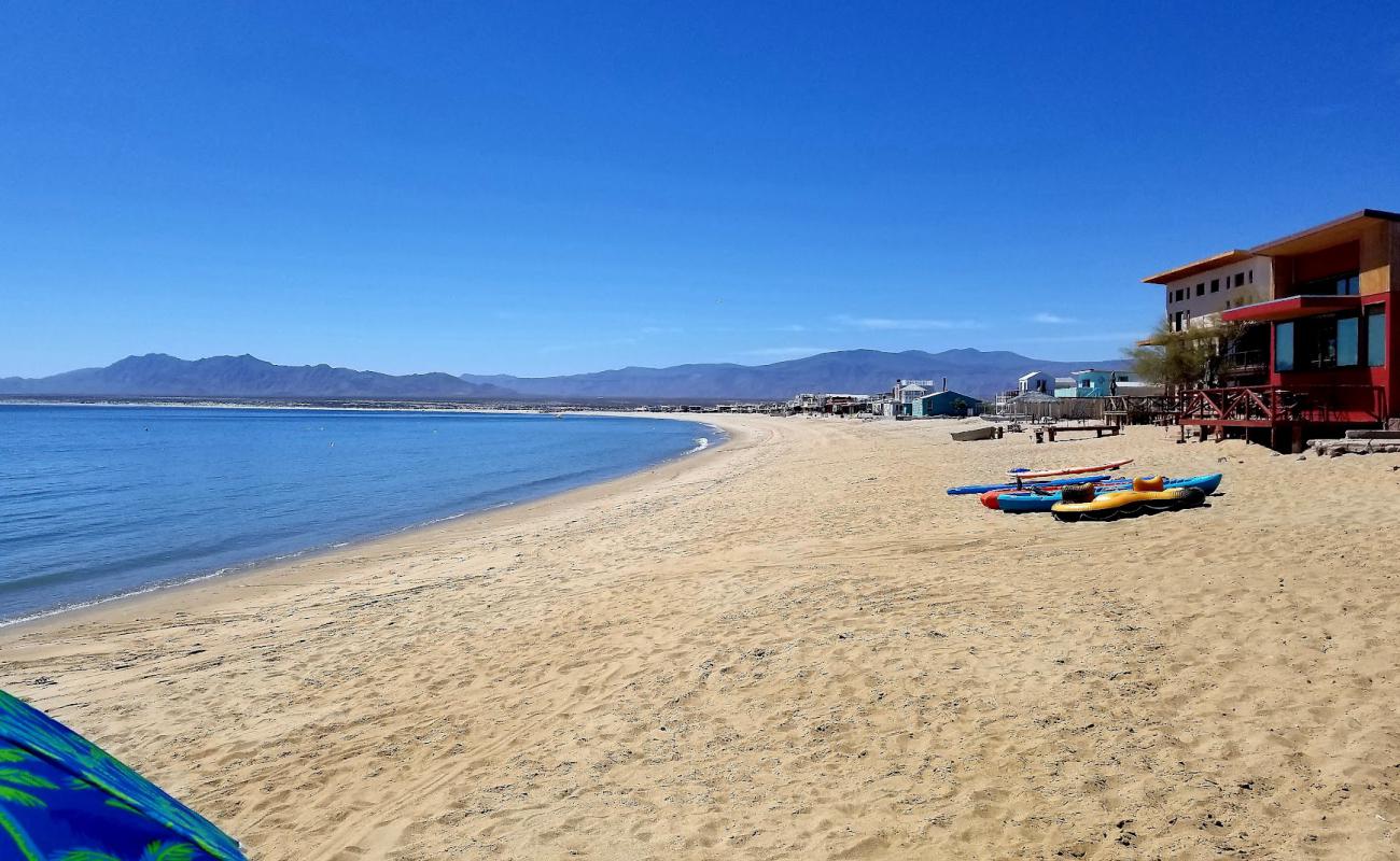 Playa Bahia Gonzaga'in fotoğrafı açık bej kum yüzey ile