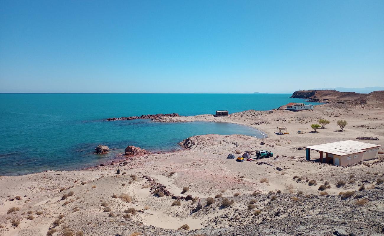 Playa Escondida'in fotoğrafı açık bej kum yüzey ile