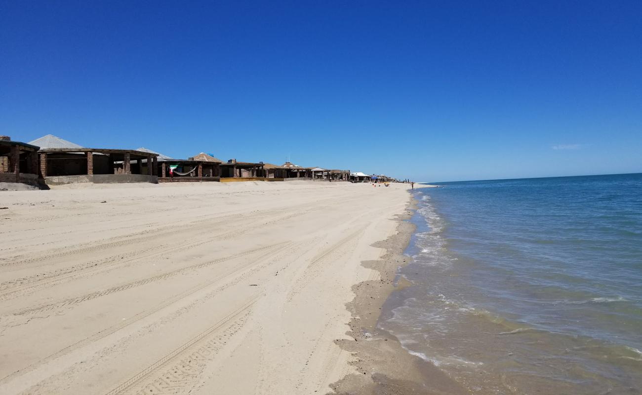 Playa Hermosa'in fotoğrafı açık bej kum yüzey ile