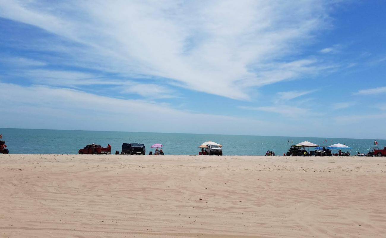 Playa El Machorro'in fotoğrafı parlak kum yüzey ile